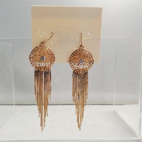 2 for $18 gold circle with filigree fish hook earring - Picture 2 of 4